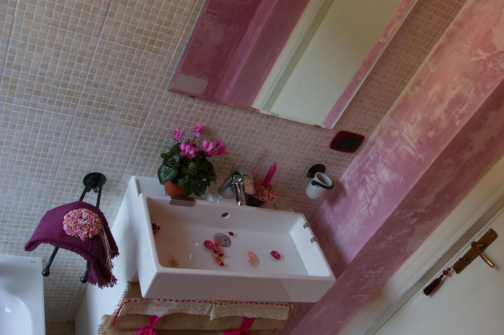 جنوى Serapo Bed And Breakfast الغرفة الصورة